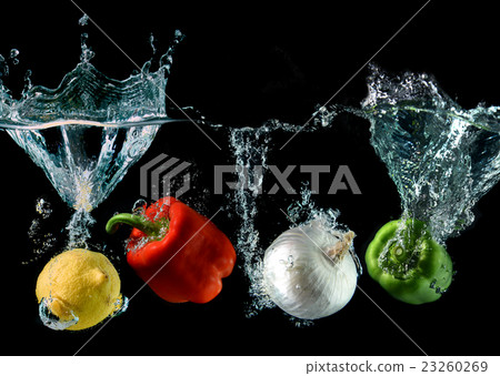 droping bell pepper ,lemon and onion droping bell pepper ,lemon and onion 23260269
