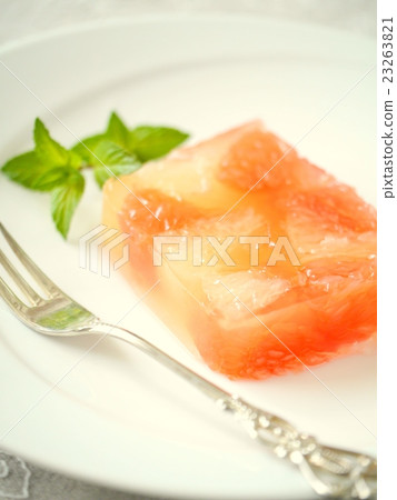 Terrine style jelly cut image of rape fruit (high angle) Terrine style jelly cut image of rape fruit (high angle) 23263821