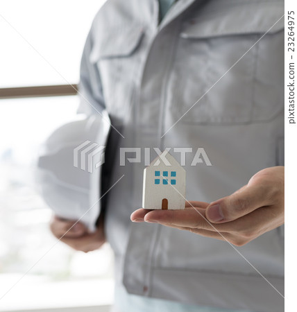 General contractor 23264975