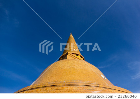 Phra Pathom Chedi, greatest pagoda in Thailand 23266040