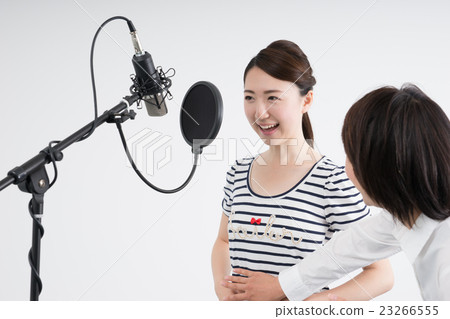 Vocal lesson image 23266555