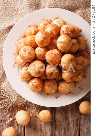 Turkish lokma donuts with honey and cinnamon Turkish lokma donuts with honey and cinnamon 23278194