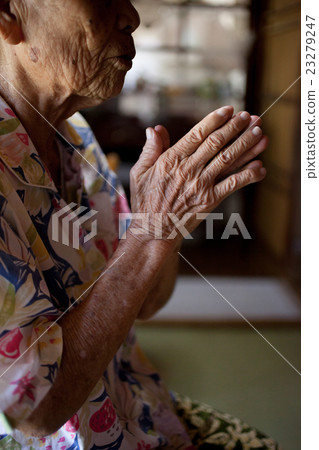 祈禱祈禱和平的和平 23279247