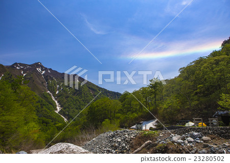 一層的水平弧 23280502