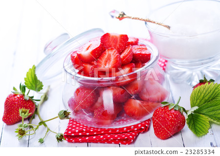 strawberry strawberry 23285334