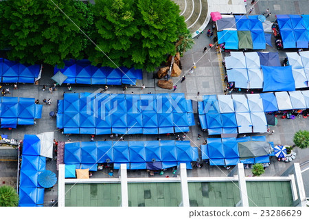 Market at Srinakharinwirot University (internal market of Sinakarin University) 23286629