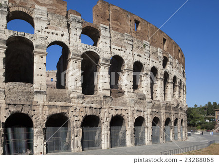 Italy. Rome. The ancient Collosseo 23288068