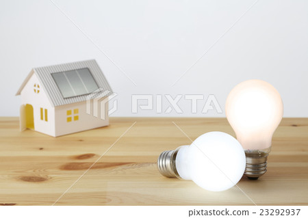 太陽房子和白熾燈泡 太陽房子和白熾燈泡 23292937