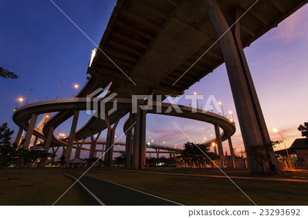 Bhumibol Bridge above park at twilight, Bangkok Bhumibol Bridge above park at twilight, Bangkok 23293692