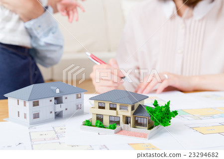 Family Portrait Parts Real Estate Home Purchase My Home Plan Baby and parents Copy space Family Portrait Parts Real Estate Home Purchase My Home Plan Baby and parents Copy space 23294682