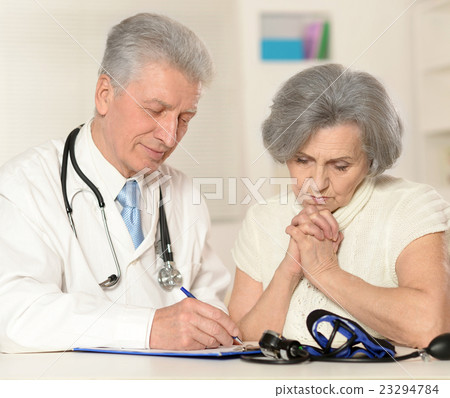 doctor with a patient doctor with a patient 23294784
