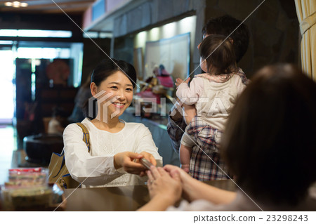 ryokan, japanese inn, family 23298243
