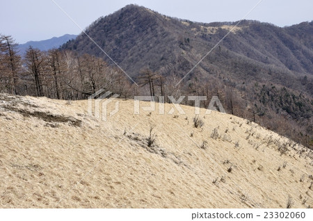 從早春的陰影Nuri峰到Mt. Takanosan 23302060