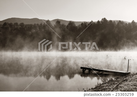 Lake Autumn Foliage fog Lake Autumn Foliage fog 23303259
