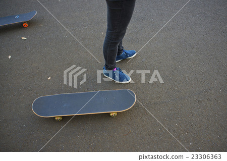 Skateboard board 23306363