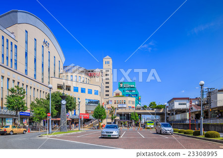 在東武東上線Narimasu車站北入口站前面的風景 在東武東上線Narimasu車站北入口站前面的風景 23308995