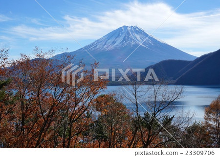 Lake Motosu, Yamanashi Prefecture, late autumn Mt. Fuji and clouds -2 23309706