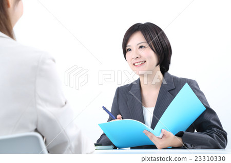 A young woman making a meeting A young woman making a meeting 23310330