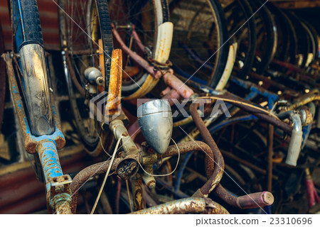 Vintage rusty bicycles 23310696