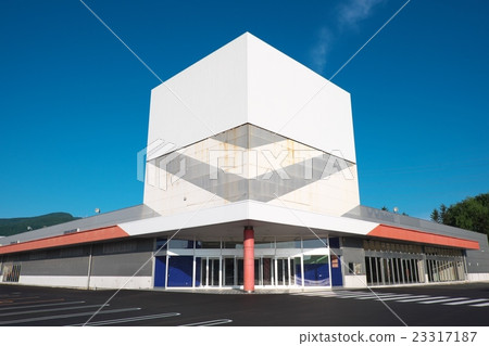 白色的招牌 23317187