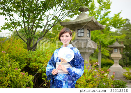 Yukata female Japanese wind chimes 23318218