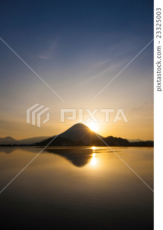 Dawn of Sanuki Fuji Dawn of Sanuki Fuji 23325003