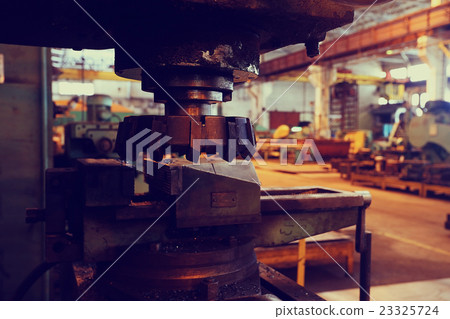 turning equipment machinery factory old 23325724