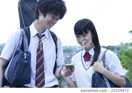 高中學生夫婦放學後 23330472