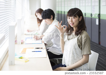 OK sign at the window OK sign at the window 23332587