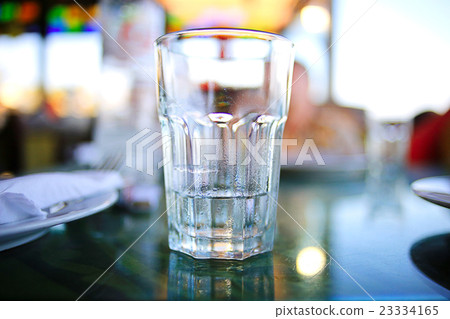 restaurant clean glass restaurant clean glass 23334165