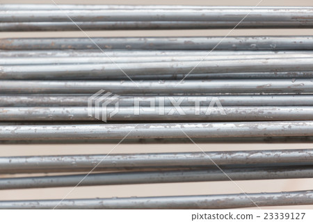 Using steel wire for securing Using steel wire for securing 23339127
