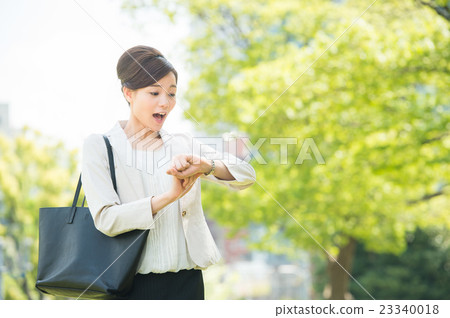 Women who care about time (business) Women who care about time (business) 23340018