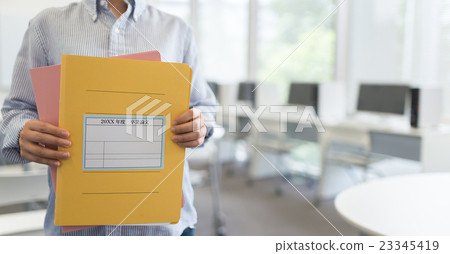 Graduation thesis file 23345419