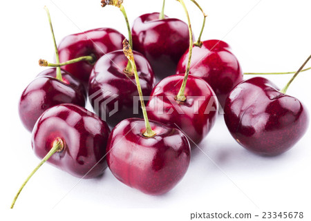 櫻桃在白色背景上 23345678
