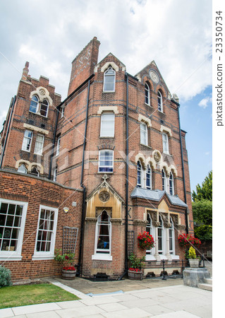 Historic building of red brick in the city of London Historic building of red brick in the city of London 23350734