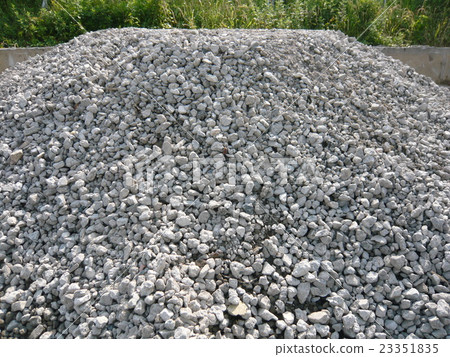 Recycled crushed stone RC 40 Recycled crushed stone RC 40 23351835