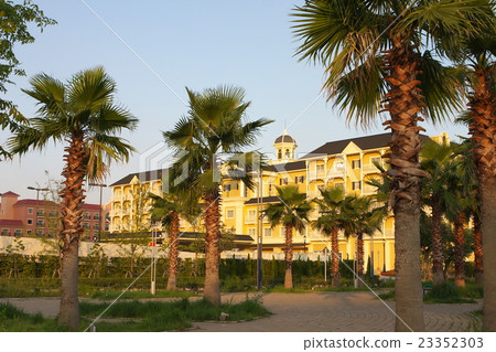 在Shin-Urayasu的日落 23352303