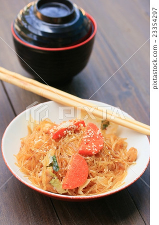 Korean noodles 23354297