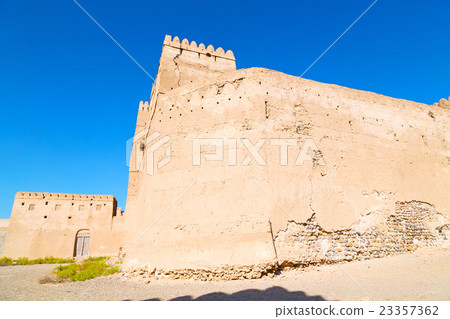 in oman    muscat    the   old de  23357362