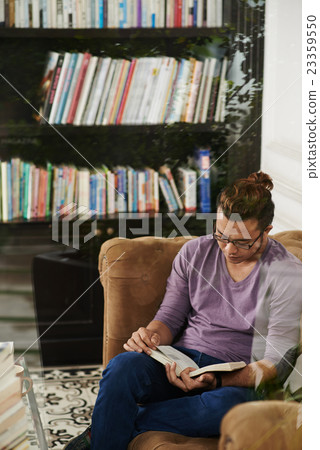 Absorbing book Absorbing book 23359550