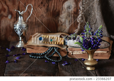 Arab book flower and knife Arab book flower and knife 23366207