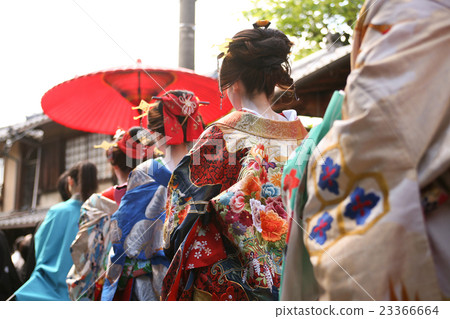 Masquerade and umbrella Masquerade and umbrella 23366664