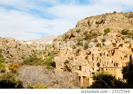 in oman mountain the old abandoned vi  23372568
