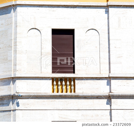 wall old architecture in the italy win wall old architecture in the italy win 23372609