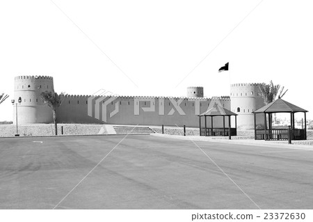 in oman    muscat    the   old defensi  23372630