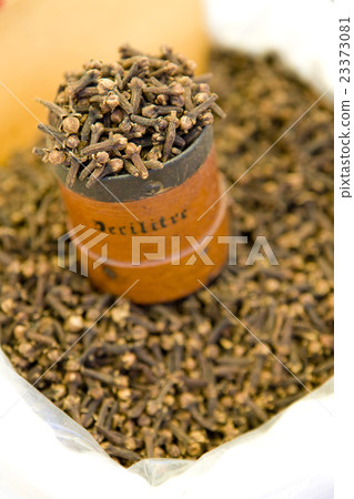 spices, street market in Castellane, Provence 23373081