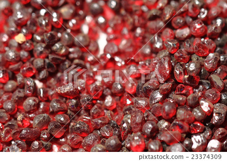 red pyrope minerals (garnet) red pyrope minerals (garnet) 23374309