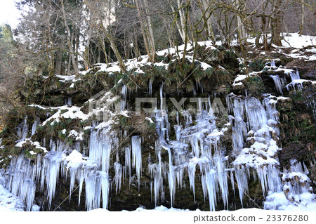 Ice pillar of thirty hammer 02 Ice pillar of thirty hammer 02 23376280