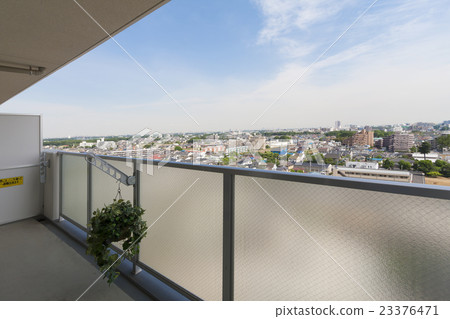 Balcony image of residential condominium acrylic translucent panel handrail wall Balcony image of residential condominium acrylic translucent panel handrail wall 23376471