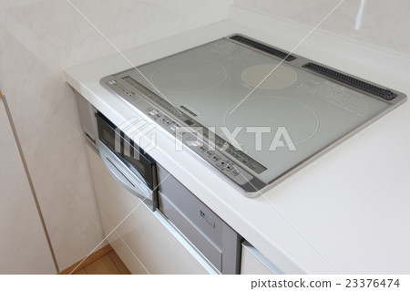 住宅設備IH烹飪加熱器與魚燒烤 住宅設備IH烹飪加熱器與魚燒烤 23376474